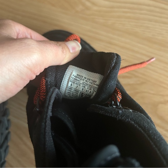 Converse Chuck Taylor All Stars Descent Low Sneakers Mens 5 Women’s 7 - Picture 4 of 10